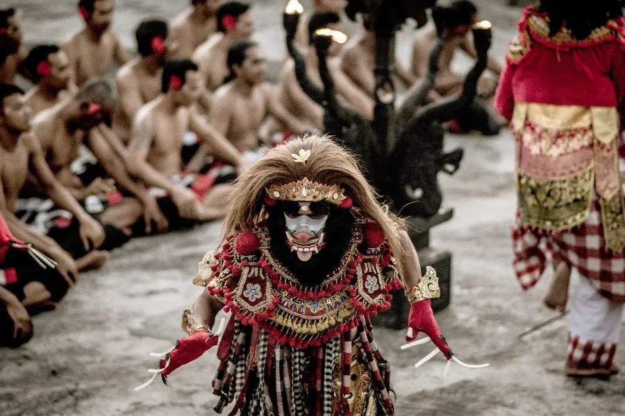 Tour Tari Kecak Api Sunset Uluwatu Bali